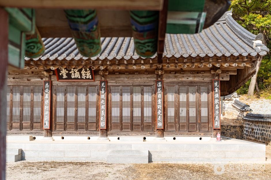 사진: 한국관광공사(공공누리 제1유형) 노성궐리사 모습 2