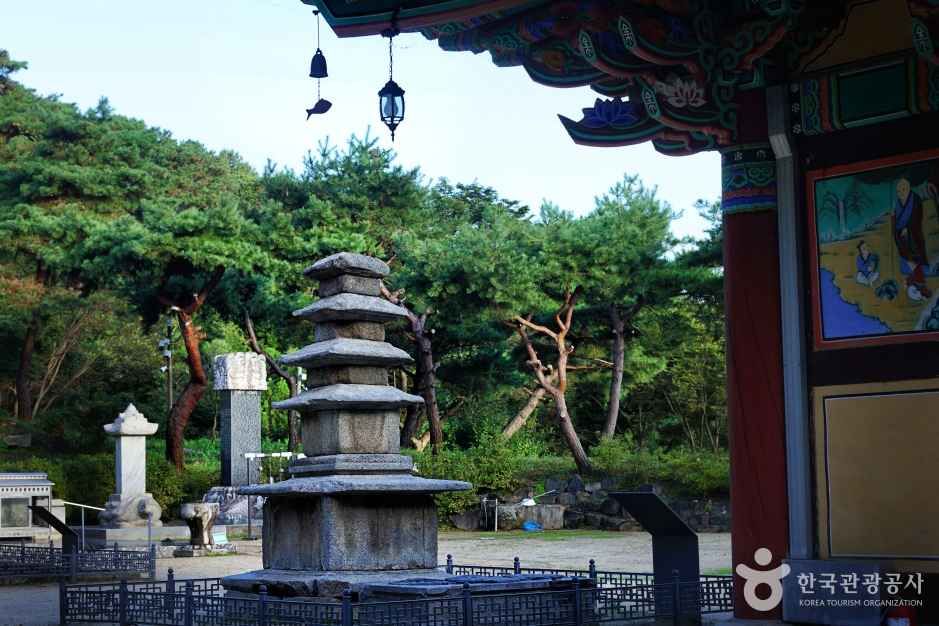 사진: 한국관광공사(공공누리 제1유형) 관촉사(논산) 모습 3