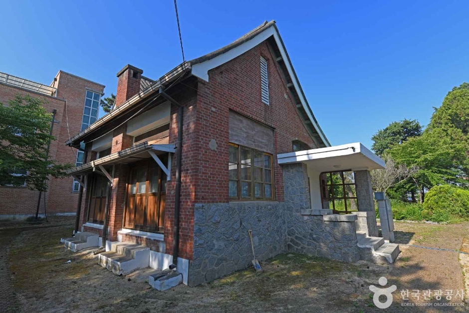 구 강경공립상업고등학교 관사 모습