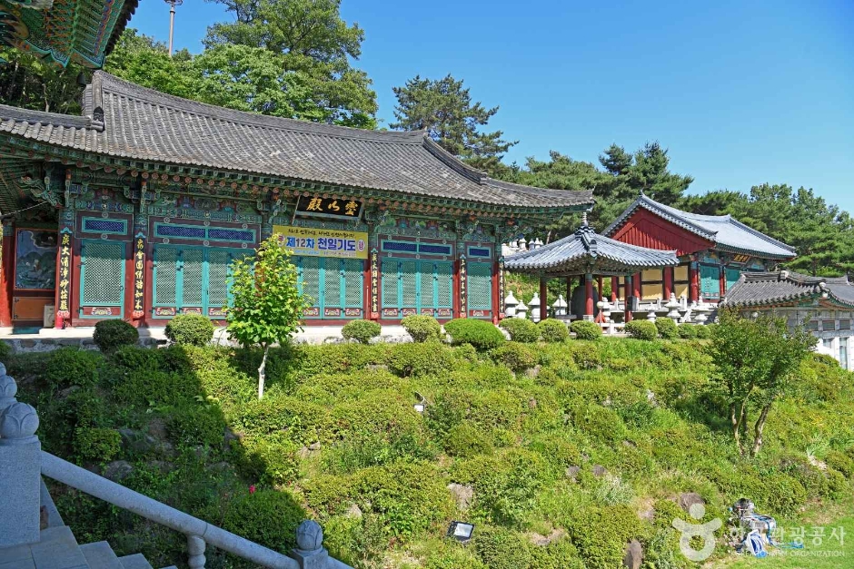 사진: 한국관광공사(공공누리 제3유형) 지장정사(논산) 모습
