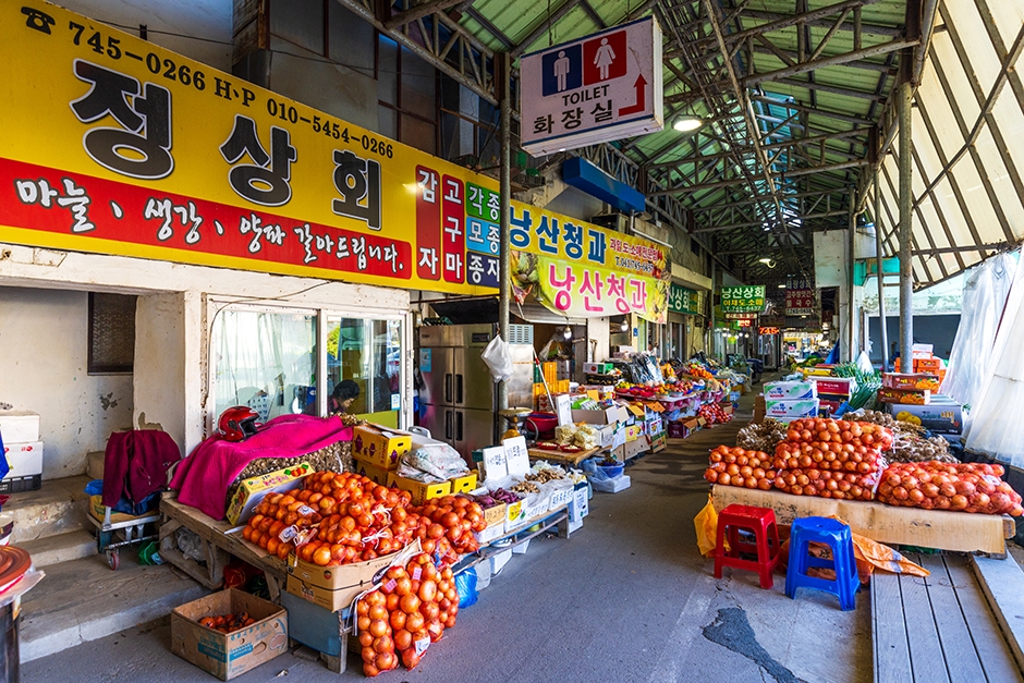사진: 한국관광공사(공공누리 제3유형) 강경대흥시장 풍경 3