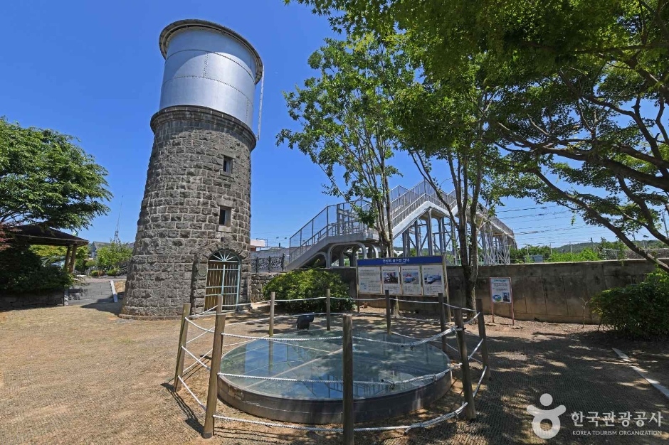 논산 연산역 급수탑 모습 2