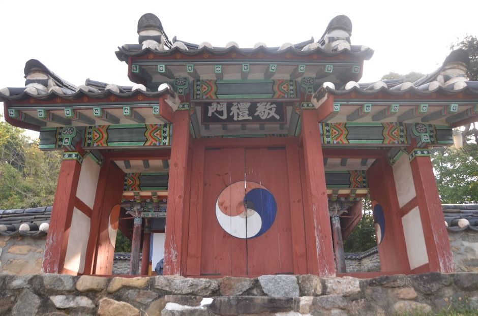 사진: 한국관광공사(공공누리 제3유형) 논산 충헌사 모습 2