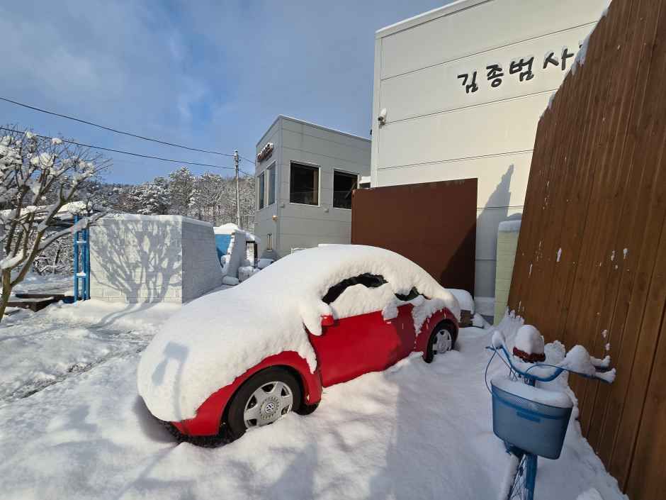 사진: 한국관광공사(공공누리 제3유형) 김종범사진문화관 모습 2