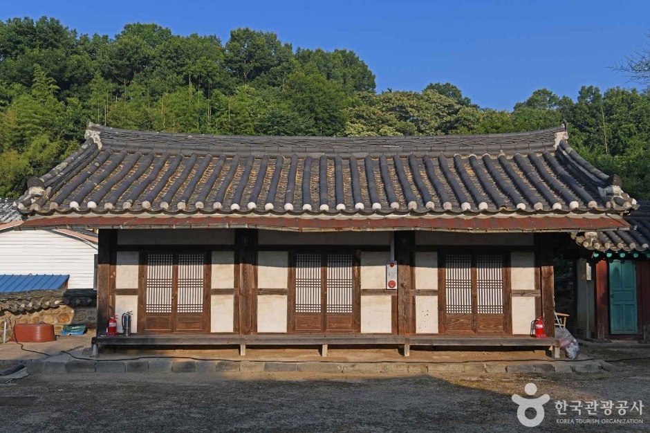 사진: 한국관광공사(공공누리 제3유형) 금곡서원 모습