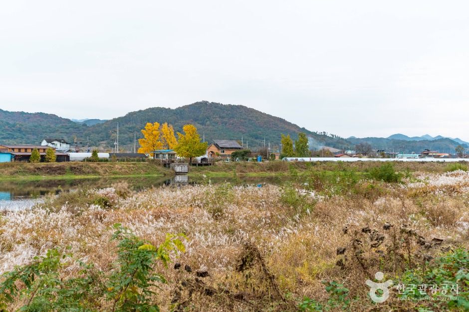 사진: 한국관광공사(공공누리 제1유형) 병암유원지 모습 3