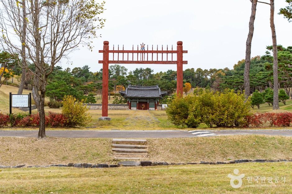 사진: 한국관광공사(공공누리 제1유형) 계백장군 유적지 모습 2
